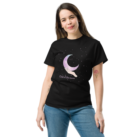 Comfy Loose Fit T-shirt - Child of the moon
